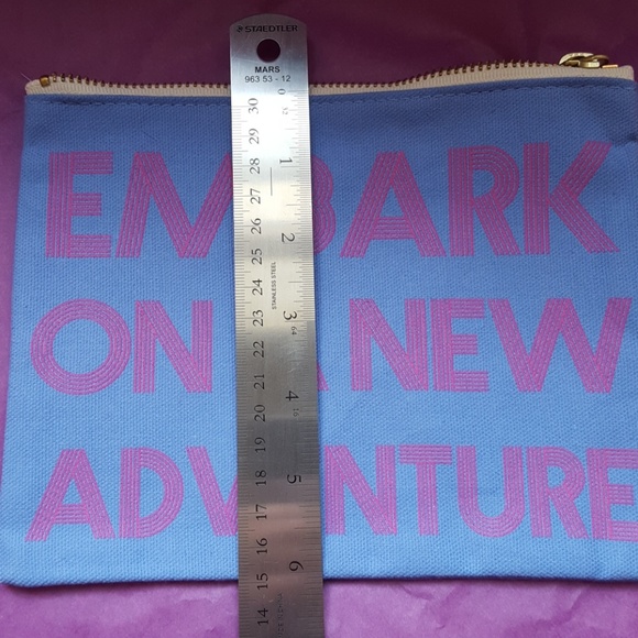 Embark on a New Adventure Flight001 bag - Picture 6 of 6